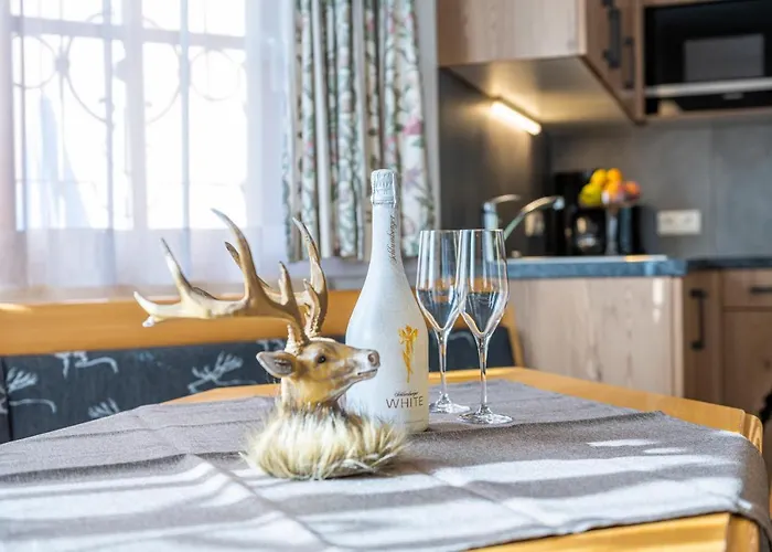 宝曼古特公寓 *